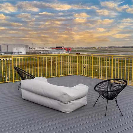 Air 107 Apartment