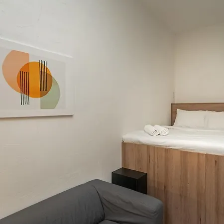 Apartment Air 107